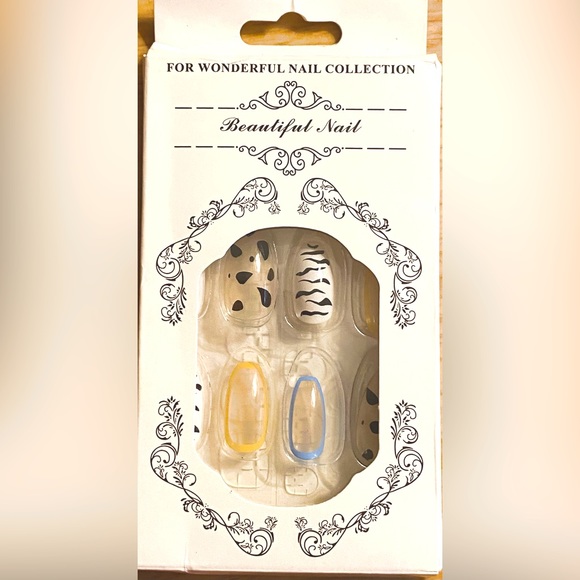 Various design press on nails. - Picture 1 of 1